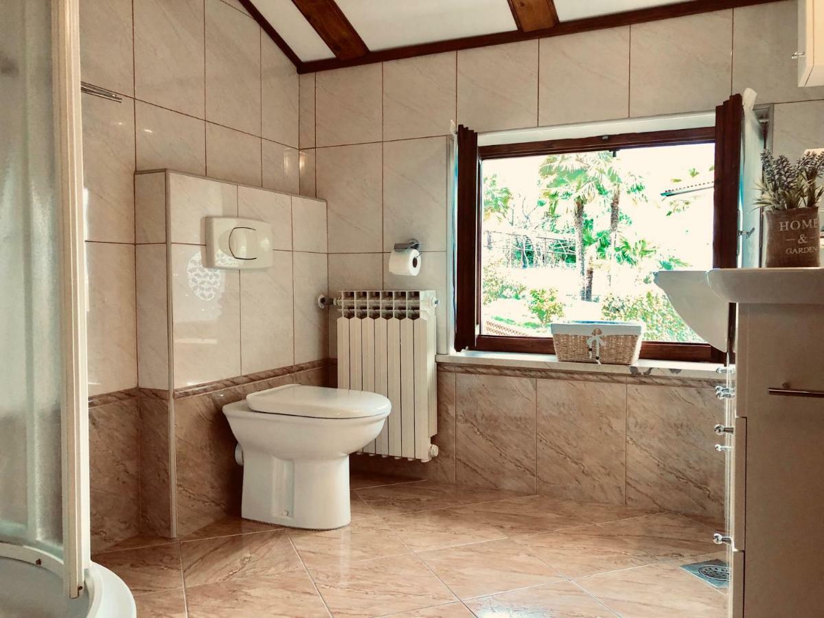 Apartments Petricic With Swimming Pool Ичичи Экстерьер фото